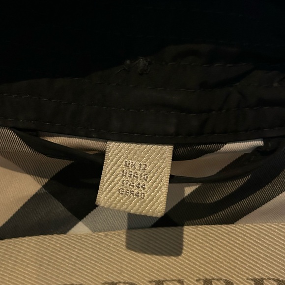 Classic Black Women's Trench Coat - Picture 4 of 5